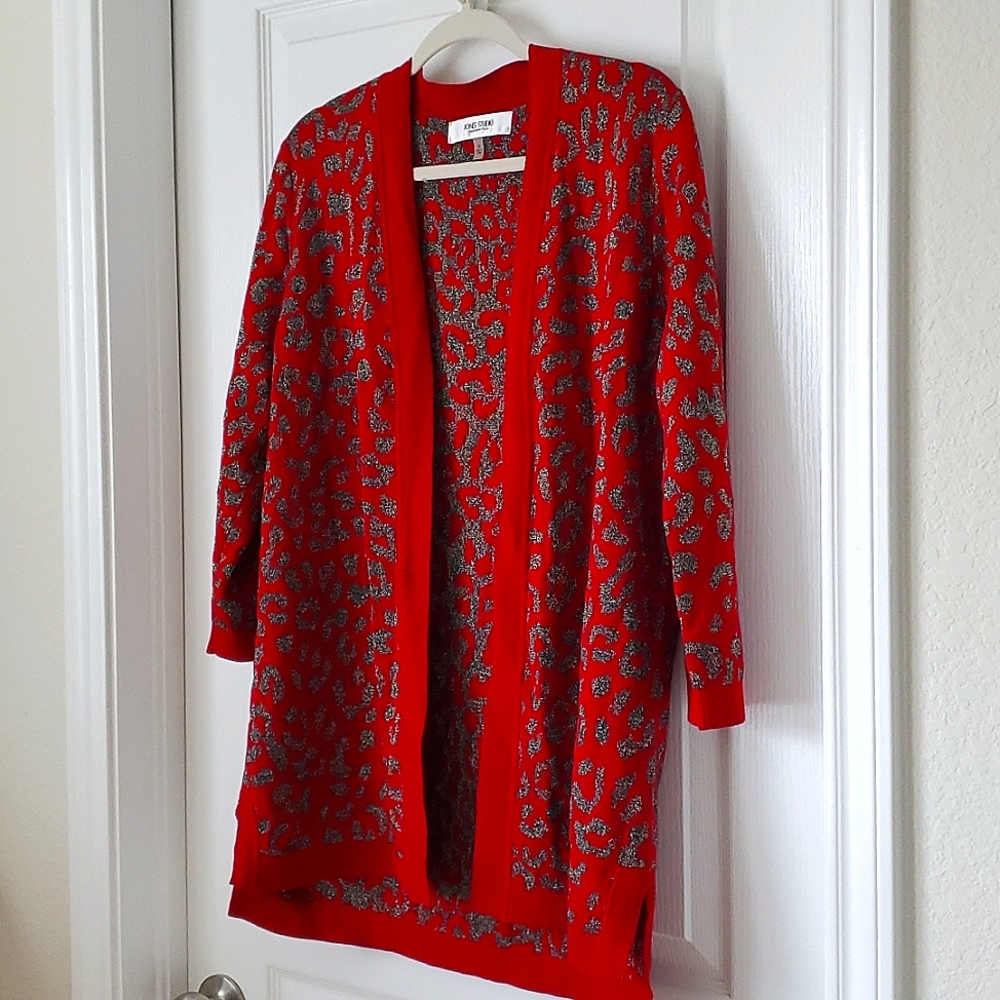 Red Sweater Leopard Print Medium - Picture 2 of 5